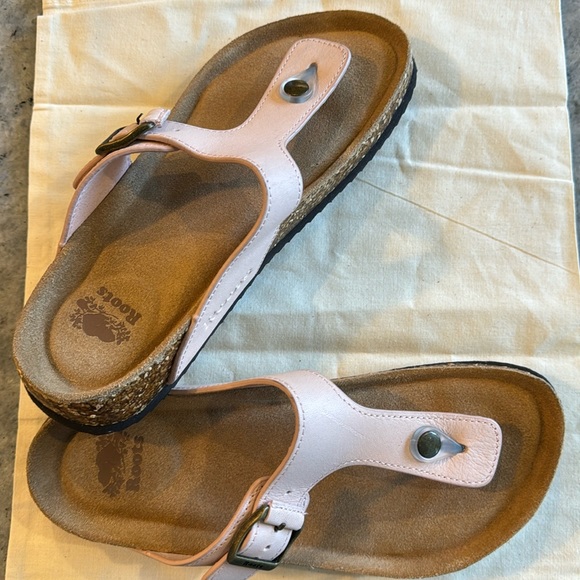 New Roots Sandals - Picture 1 of 2